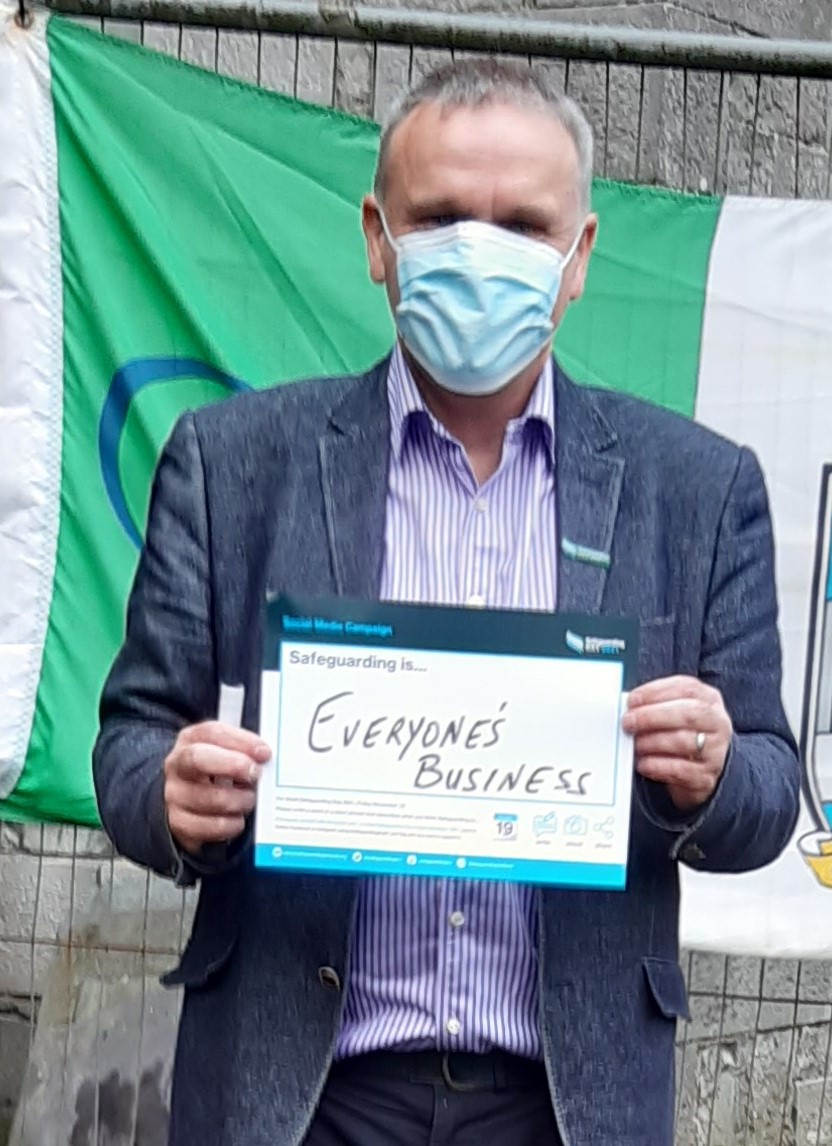 Safeguarding_ie's tweet photo. Tim Hanly, National Safeguarding Office reminds us that #Safeguarding is everyone's business #safeguardingday21 
Learn more about safeguarding and preventing adult abuse at https://t.co/TDnvJNAY3J https://t.co/Doxe4mes4f