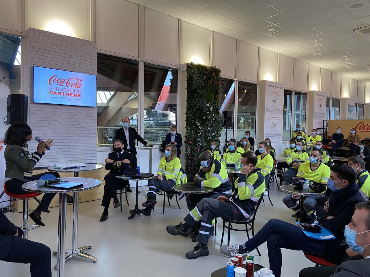 Élisabeth Moreno tweet media