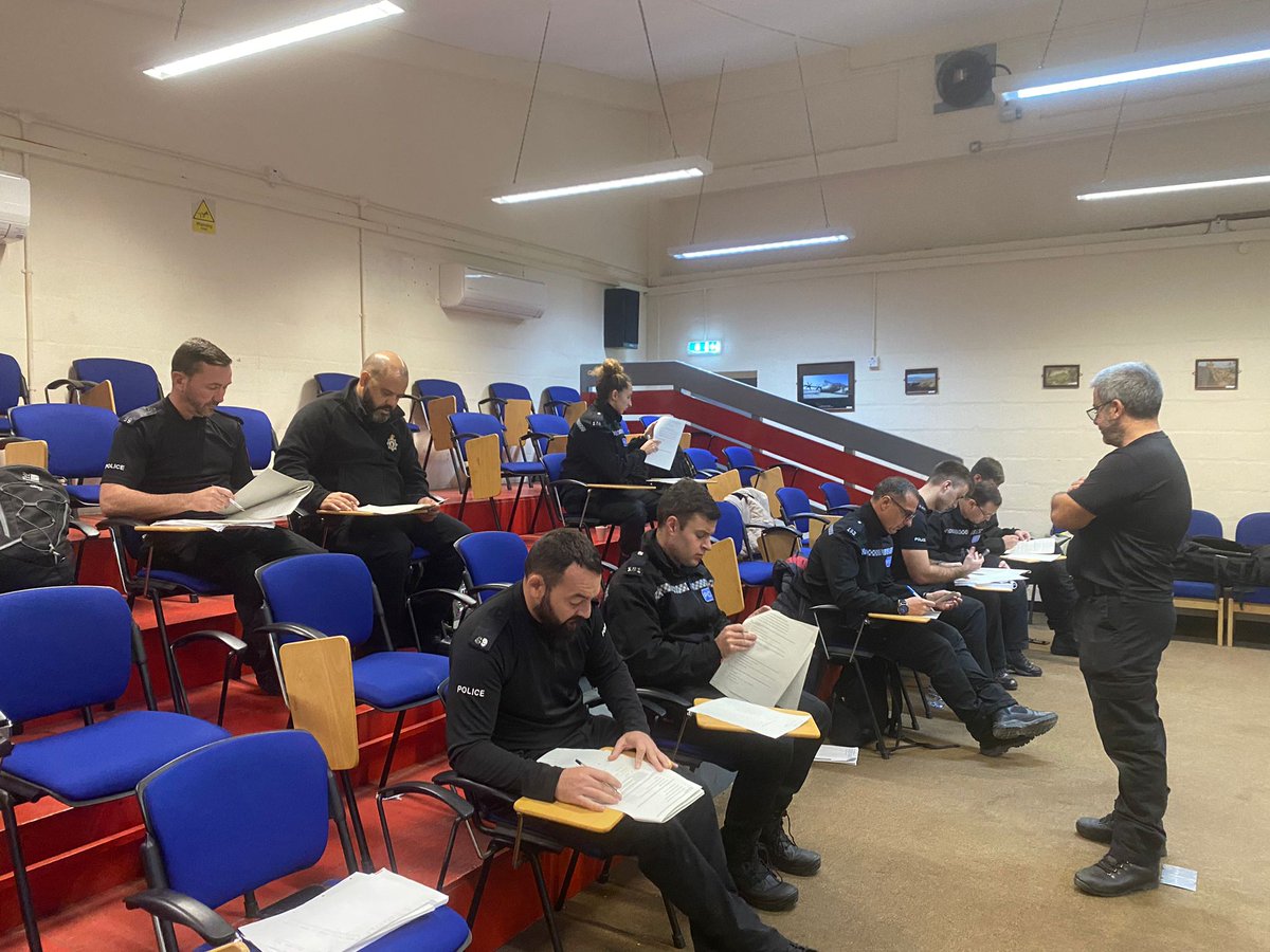 RGPolice's tweet photo. Here’s a glimpse of our #SearchTeam and #PoliceSupportUnit being put through their paces during 3 days of intense refresher training this week.
Full Story: https://t.co/gOumvLhjeO Good work all!
#Failingtoprepareispreparingtofail #TrainingDay #Alwaysbeprepapred #Neveradullmoment https://t.co/cTVuBJNRdI