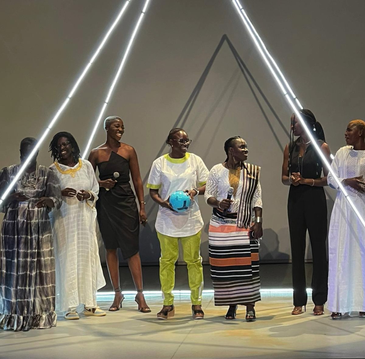 Syra Sylla 💜🐍🕊•⭐️🇸🇳 tweet media