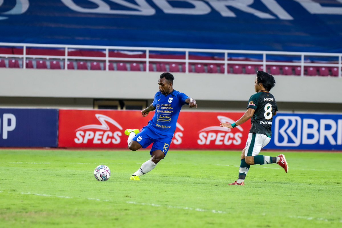 NeriusAlom's tweet photo. "Bukannya bagiamana kamu terjatuh, tapi bagaimana kamu bangun 💙💙 https://t.co/N3wfNfArrj
