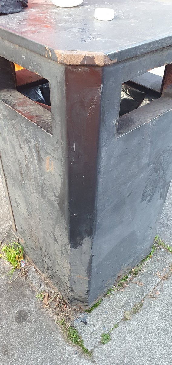 RadArboPubRealm's tweet photo. More graffiti removal @chidiegenti @KielMitchell2 @RealmPublic https://t.co/mH7UphJCKO