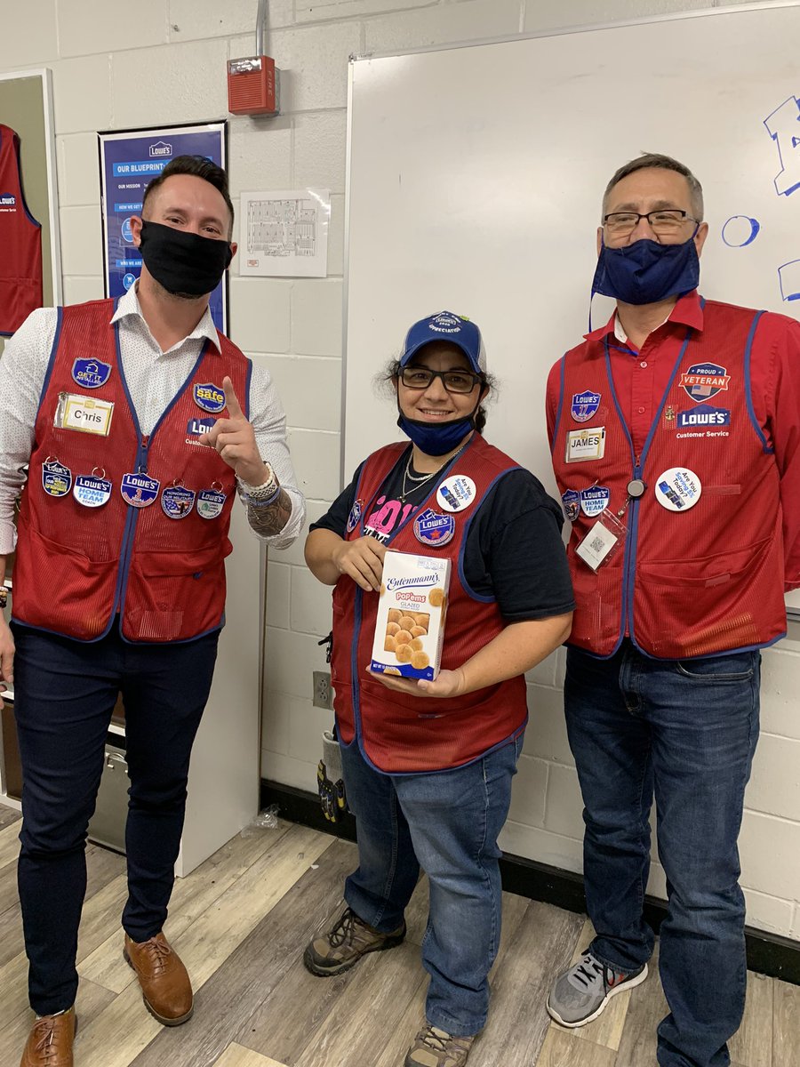 chris_hardesty's tweet photo. Great Day at Store 1897 Orange Park. 

Looking forward to seeing the teams results for Q4. 

@JLeasure83 @specialtylowes https://t.co/Ugzd0pVmSQ