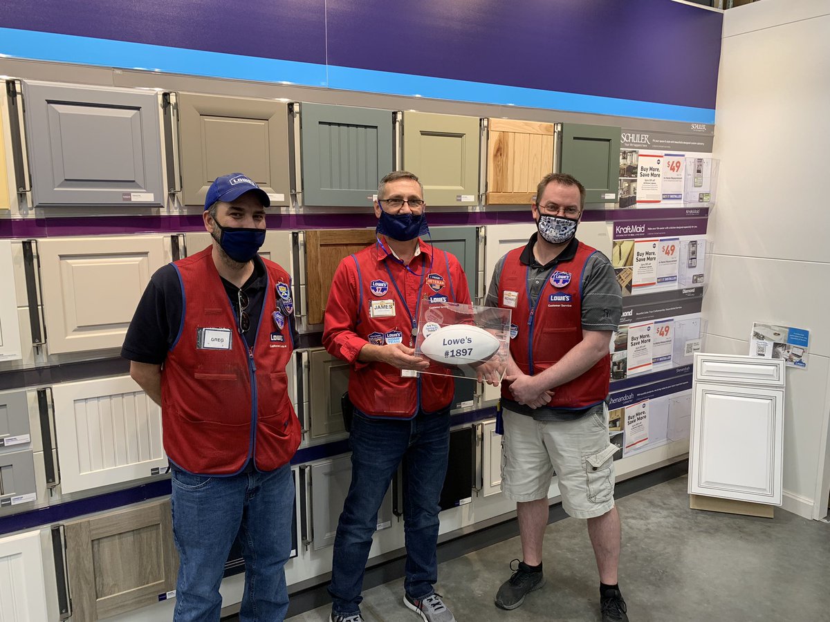 chris_hardesty's tweet photo. Great Day at Store 1897 Orange Park. 

Looking forward to seeing the teams results for Q4. 

@JLeasure83 @specialtylowes https://t.co/Ugzd0pVmSQ