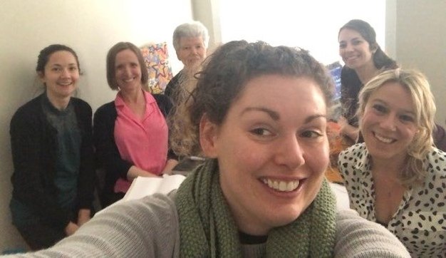 PDietitians's tweet photo. Being happy at work is what we do! @PDietitians are looking for someone to join our team of renal dietitians on the sunny South Coast. Get in touch to find out more. @bda_renal @SouthEastBDA https://t.co/8GYUG6LYCc