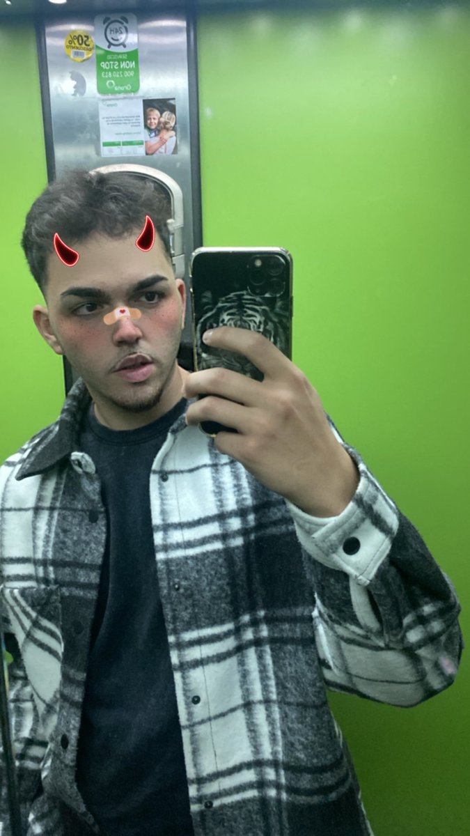 rxmeiirx's tweet photo. Una mezcla pal Twitter https://t.co/sWozvwSViF