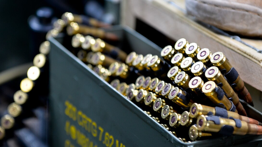 Today is the third anniversary of the <a href="/EUCouncil/">EU Council</a>'s adoption of the #EU Strategy Against Illicit Small Arms &amp; their Ammunition #SALW 🔎📋📦

Our latest commentary, by @TheoBajon (<a href="/UNIDIR/">United Nations Institute for Disarmament Research</a> Conventional Arms), looks at what makes the EU's approach different 👉🏽 unidir.org/commentary/unp…