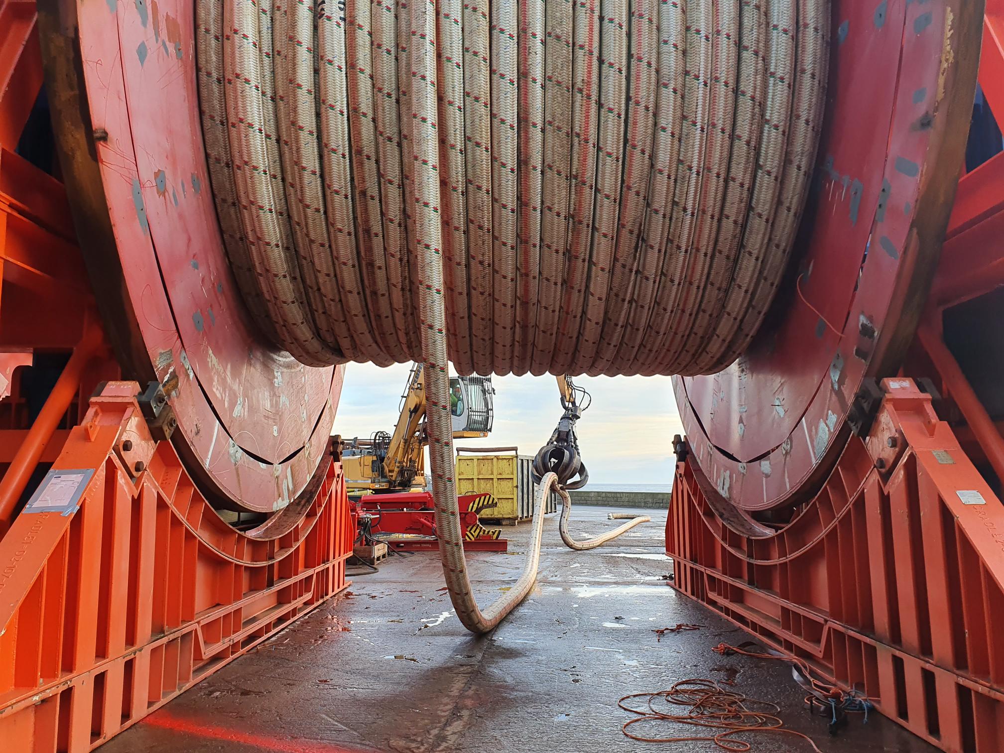MaritimeDevelopments on X: Here's a snapshot of another #decommissioning  scope just completed - this time supporting the disposal of #polyester  #mooring lines, using our super-compact Generation 3 Reel Drive System.  More on