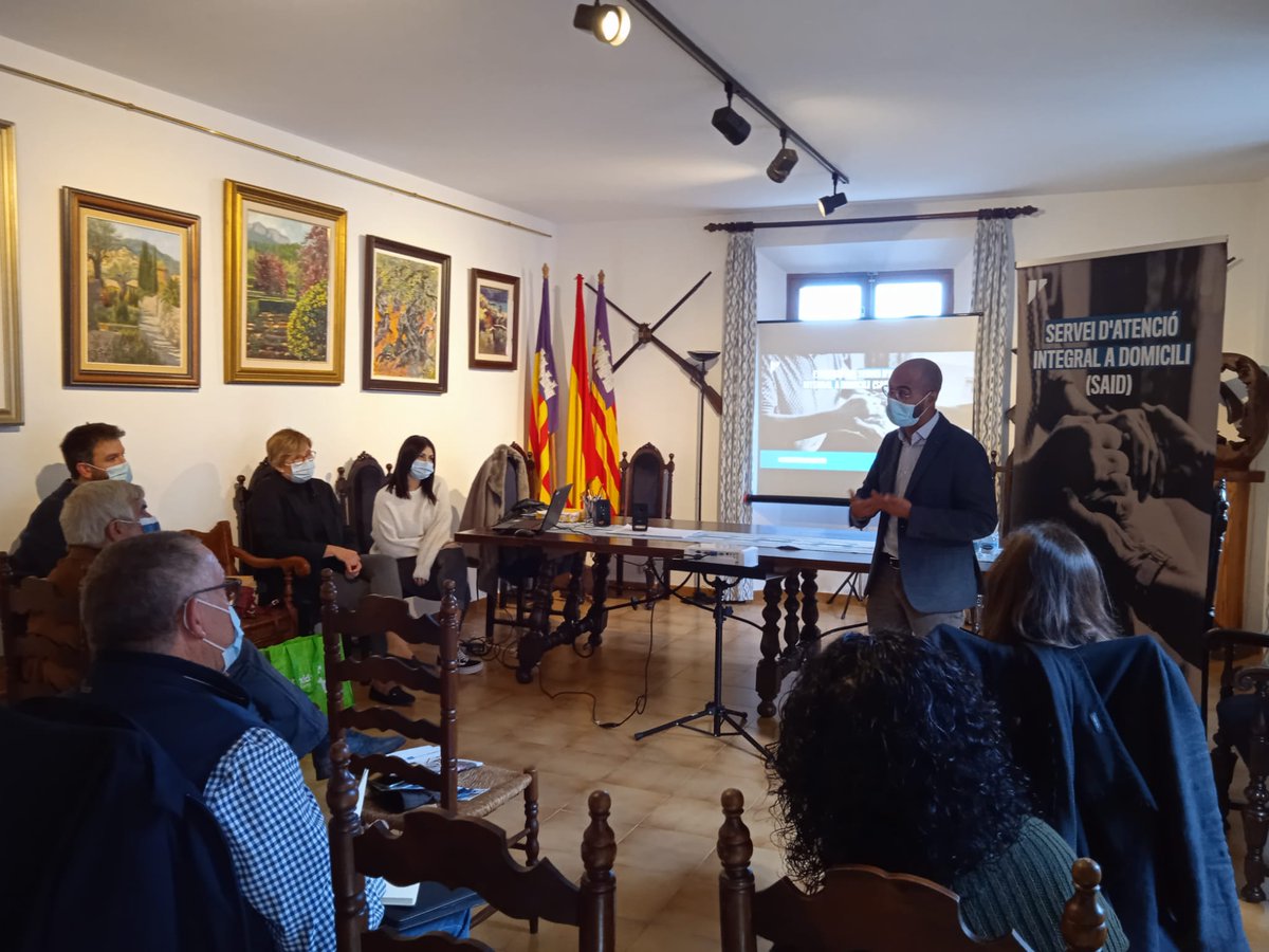L'<a href="/imasmallorca/">IMAS</a> és reuneix amb els ajuntaments de Deià, Fornalutx, Estellencs i Banyalbufar per avançar amb la implantació del #SAID.

▶️ Objectiu: implantar-lo enguany a 38 municipis.
⏩ El SAID arribarà a 50 municipis i 500 persones ateses en 2022.

🗞️ bit.ly/SAIDDeia