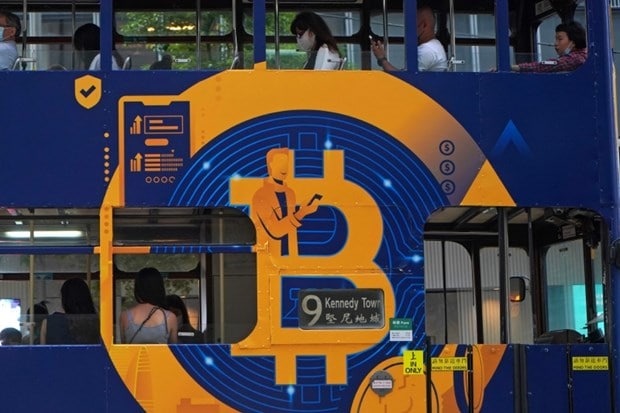 hammer_sat's tweet photo. The fact that #Bitcoin is even showing up on a public transportation can give you an idea how Eco friendly it really is ;) https://t.co/nukpySZEh6