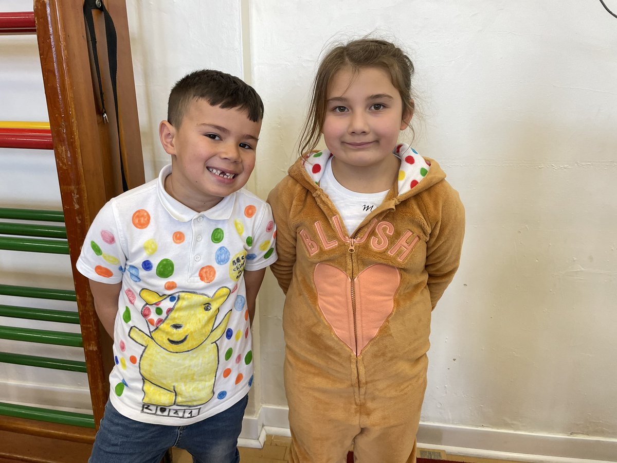 FlanshawJIN's tweet photo. Look at our gorgeous children in need costumes! #creativeparents we are so grateful and proud for our generous community 💕💕 https://t.co/xERN5lDTUF