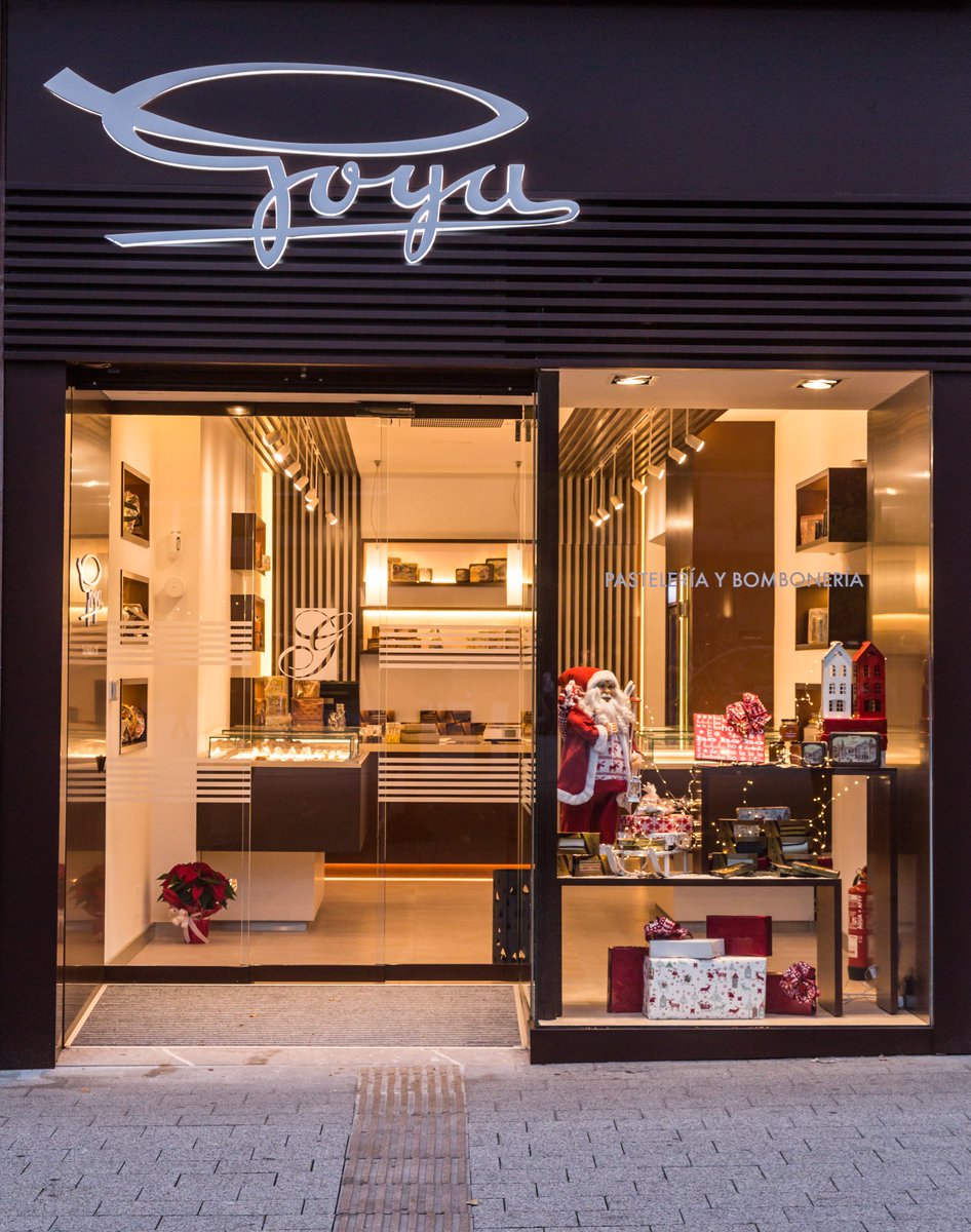 Os invitamos a visitar nuestra nueva tienda en #vitoriagasteiz calle Postas 45, un nuevo enclave #gastronomico para los golosos de la zona. 
Allí encontrareis nuestras #pastasdeté #cestasdenavidad #turrones #trufas y toda nuestra gama habitual de productos...