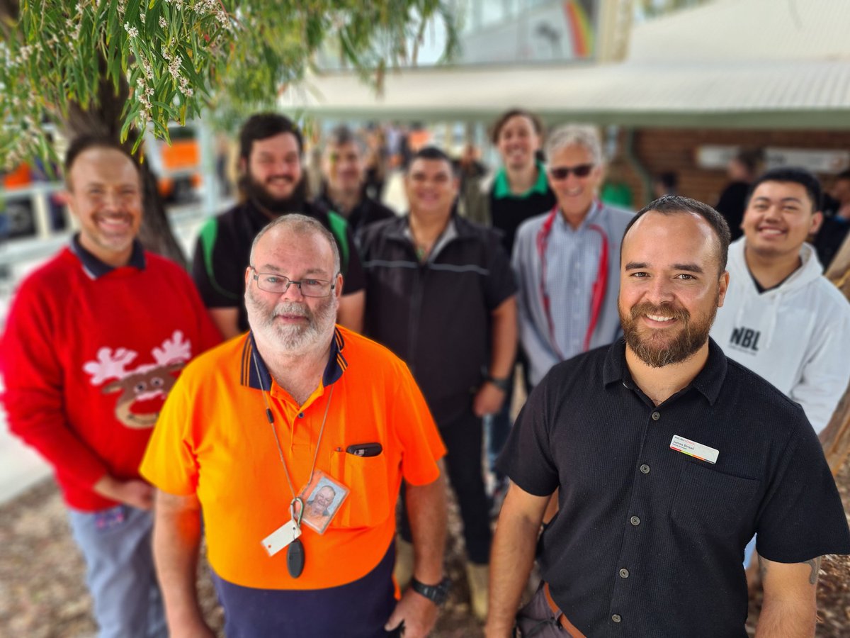 In celebration of #InternationalMensDay I'm so proud to work alongside these inspirational role models. My wish is for more, just like these, in our schools everywhere. Read their heartfelt words of wisdom here
bit.ly/3qTbV6Y pic.x.com/OKKtuEnpp3