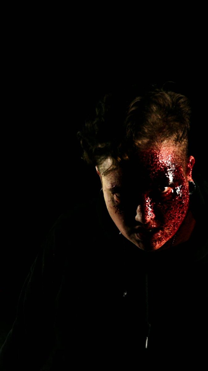 #FEARLESS NO DOUBTS. 🔻 This song is more than just music for us. It is a statement. Our singer Jan wrote the lines when he finally regained his strength after facing the most difficult time of his life. #ofcolours #fearless #redfieldrecords #metalcore #heavy #modernheavy