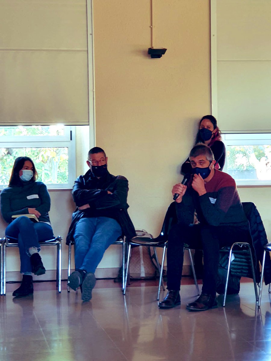 tonividalsastre's tweet photo. A l’assemblea de la @XmessCat a Cabrils. Avui, a mes de representar @ViladeSalt, s’ha aprovat l’adhesió del @ccgirones. Primer Consell Comarcal i de ben segur n’hi haurà mes. Bon debat, interessants reflexions i moltes iniciatives que des del món local impulsem. #XMESSCabrils https://t.co/xqxGP7RCwO