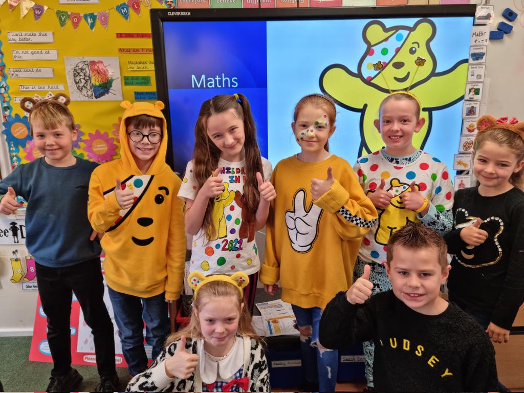 RandlayPrimary's tweet image. We are loving the Pudsey wear in Base 10 today! #ChildreninNeed
