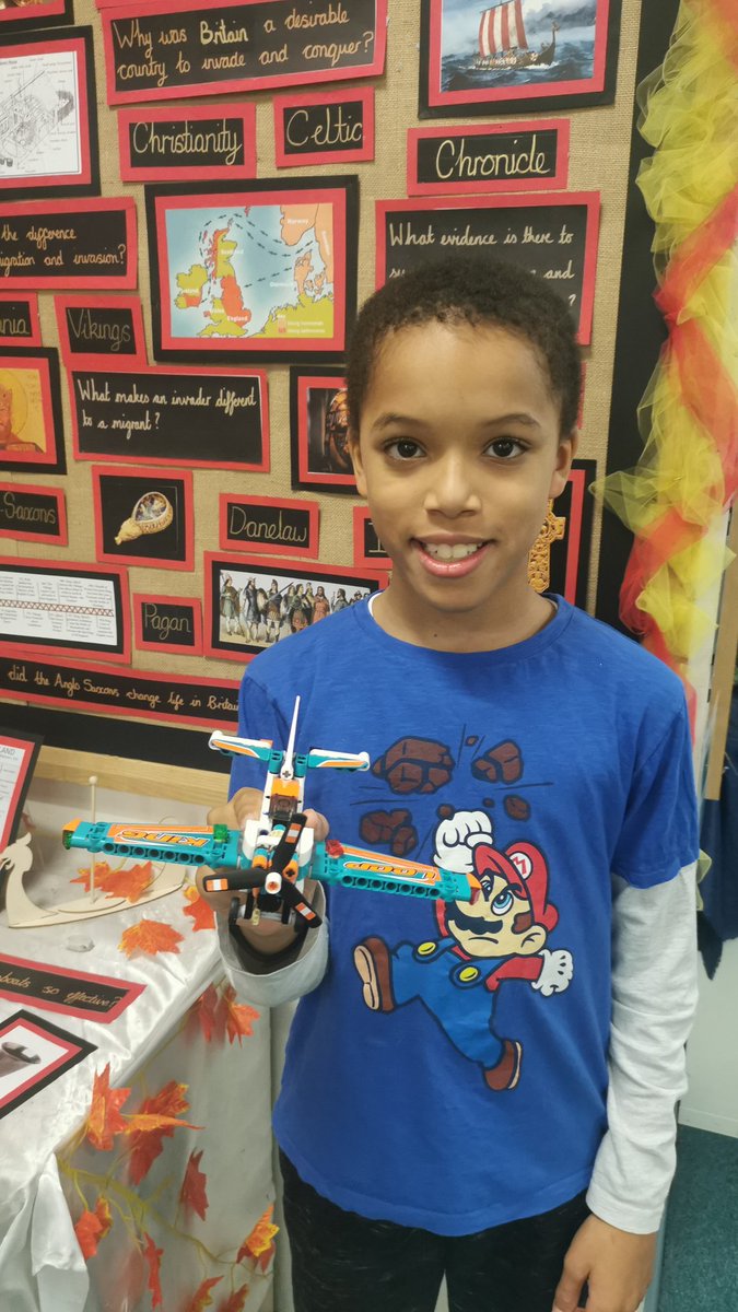 foxfield's tweet photo. Zachary spent hours constructing his design for Engineering Club! #engineerofthefuture #custombuild #engineering #construction #inspired https://t.co/AnQbcl5LYW
