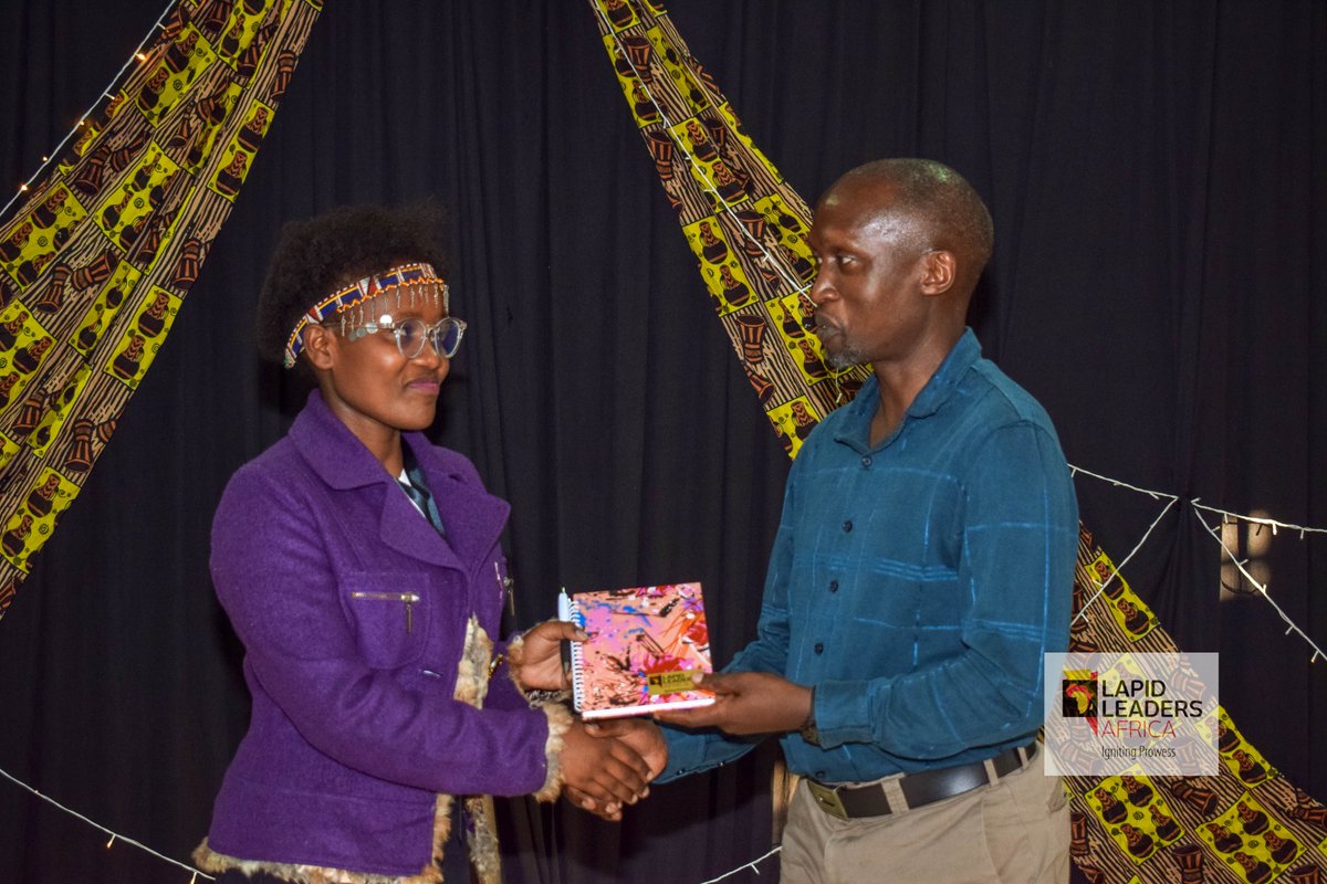 LapidLeaders's tweet photo. The #LapidExperience is one of it's kind. During the transition ceremony, we awarded the creme de la creme from the cohort. Keep doing what you do best young leaders!
#LapidChangeMakers https://t.co/Yvz9Ez5zdA