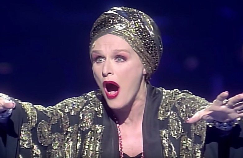 WareOperatic's tweet image. Sunset Boulevard is just one of the many shows featured in our Cabaret Show this year. Join us to hear some swooningly wonderful songs from this classic musical Friday 26th - Saturday 27th November. Just ONE WEEK TO GET YOUR TICKETS!