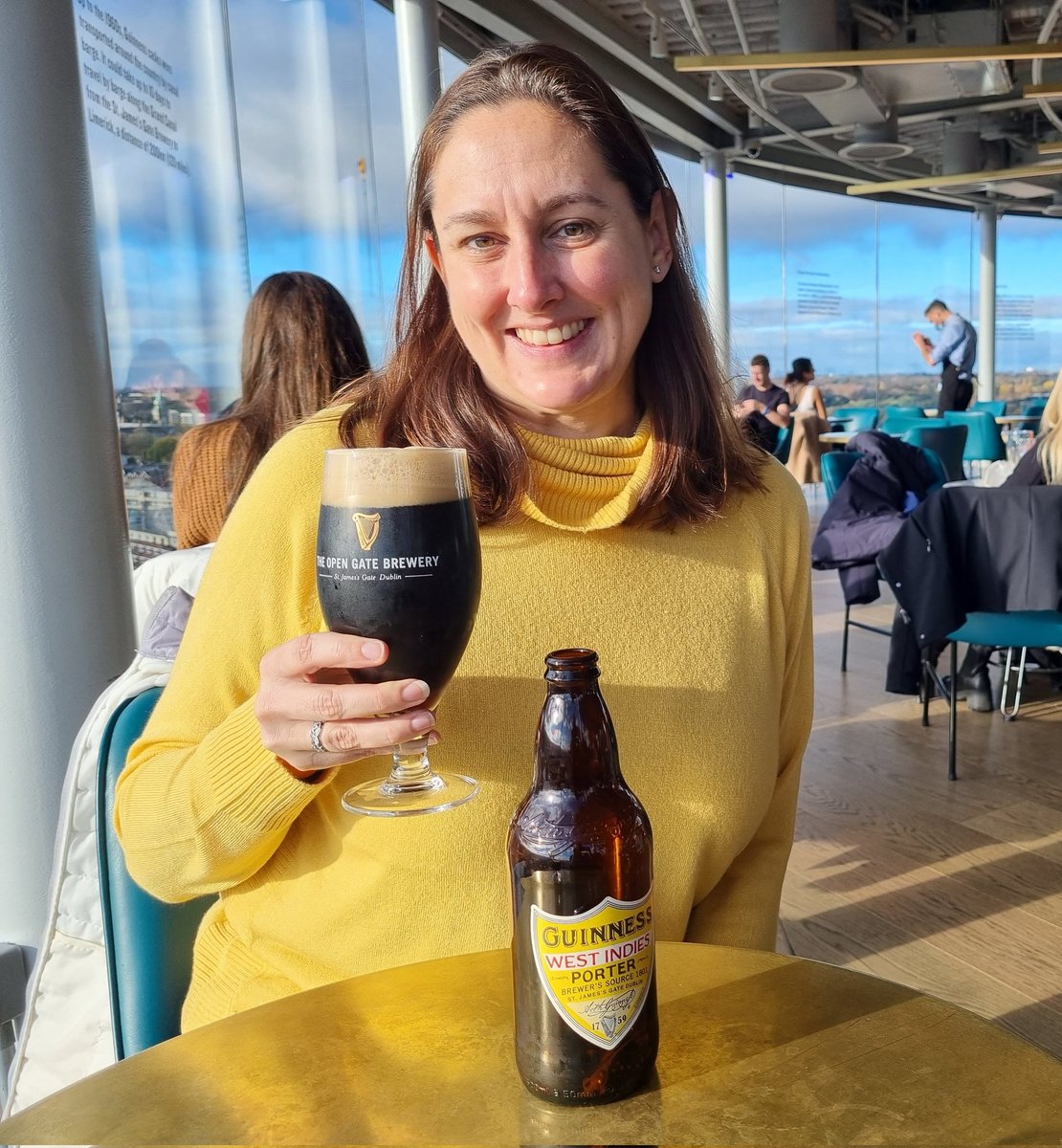 MrEricJHoffman's tweet photo. I think @GuinnessIreland has found two new spokespersons they didn't know they were looking for.
#GravityBar #HomeOfGuinness @homeofguinness @DiageoIreland https://t.co/wlJ3v7E5os