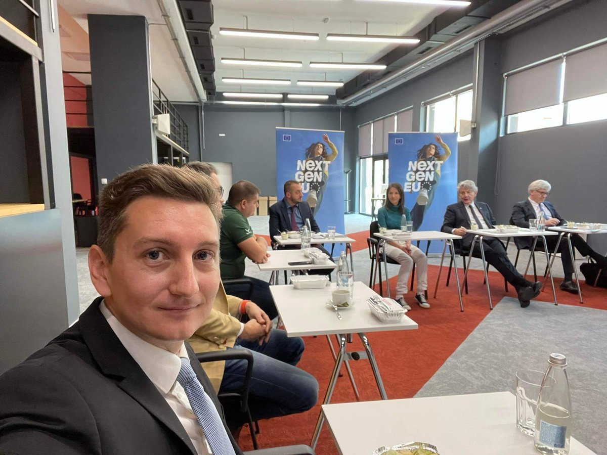 BESCO_startups's tweet photo. Representing the bulgarian industries of higher added value during the meeting with Commissioner Thiery Breton. https://t.co/BjGEOjguEk