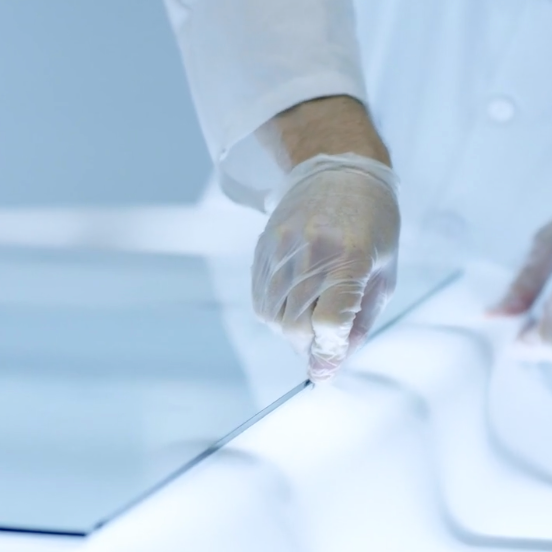 ImagicGlass's tweet photo. Laminated glass is a type of safety glass that holds together when shattered. In the event of breaking, it is held in place by an interlayer. 
https://t.co/Y8q8pTugf3 https://t.co/aJeZMyz0Bs