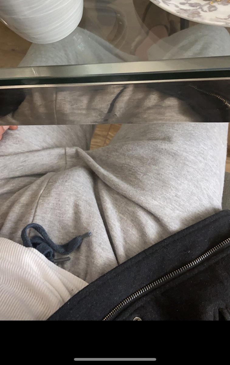 Hungarab1's tweet photo. Looking for local btms in London https://t.co/bXxF1JAR3O