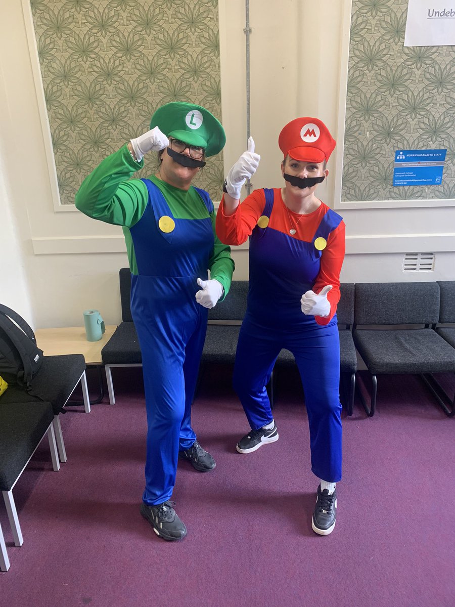 addgreftryfan's tweet photo. Mario a Luigi wedi dod i’r ysgol ar gyfer plant mewn angen heddiw!! @ysgol_tryfan @BBCCiN https://t.co/kvC5dKNyJB