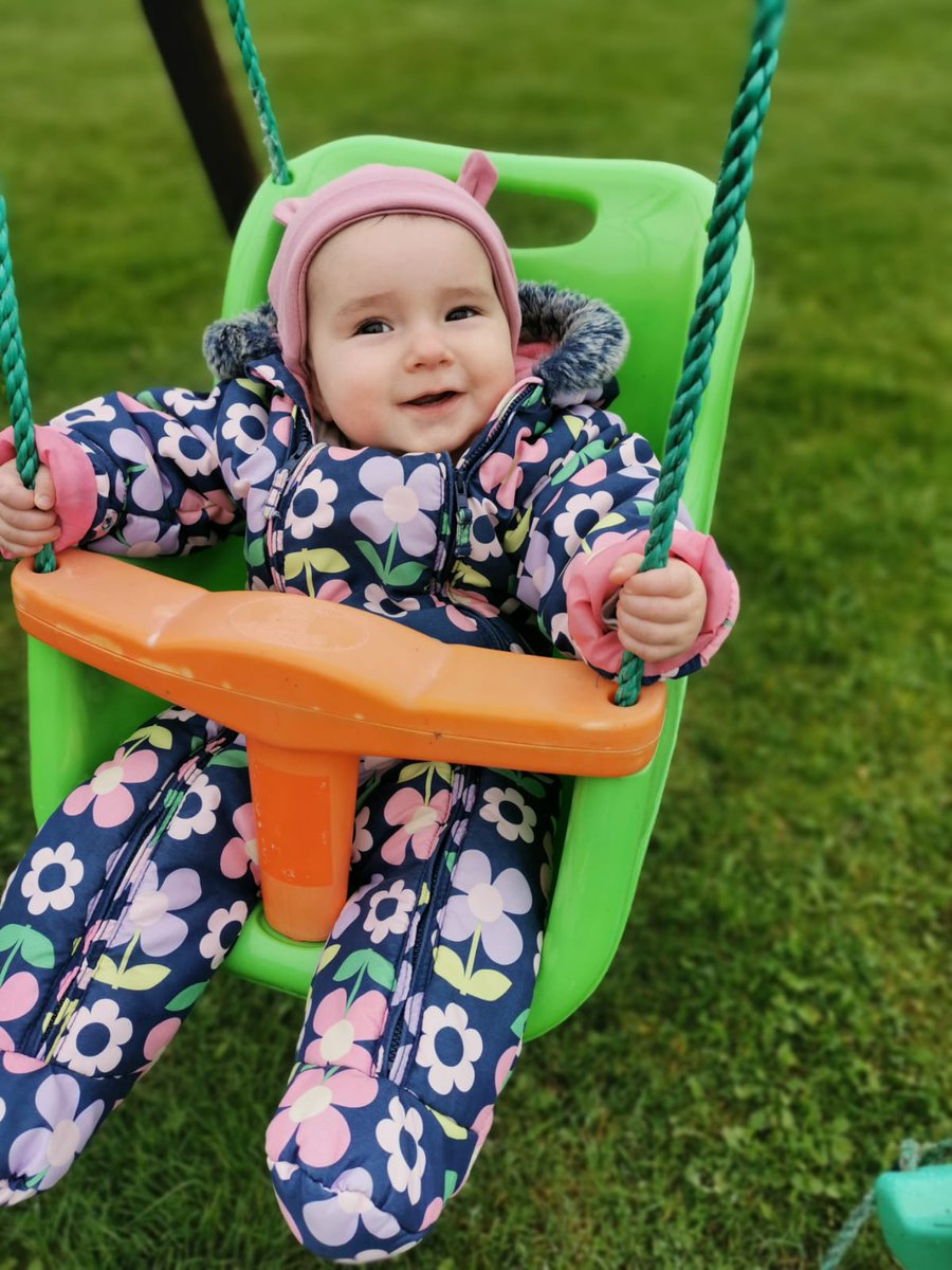TheRegularDad_'s tweet photo. That smile 😍😍

Erin is having a very #HappyFriday enjoying the swing in her childminders 🥰

#7monthsold #7monthsoldbaby #Smile #FridayFeeling #dadlife #daddysgirl #dadblog https://t.co/9o5s2H9WB8