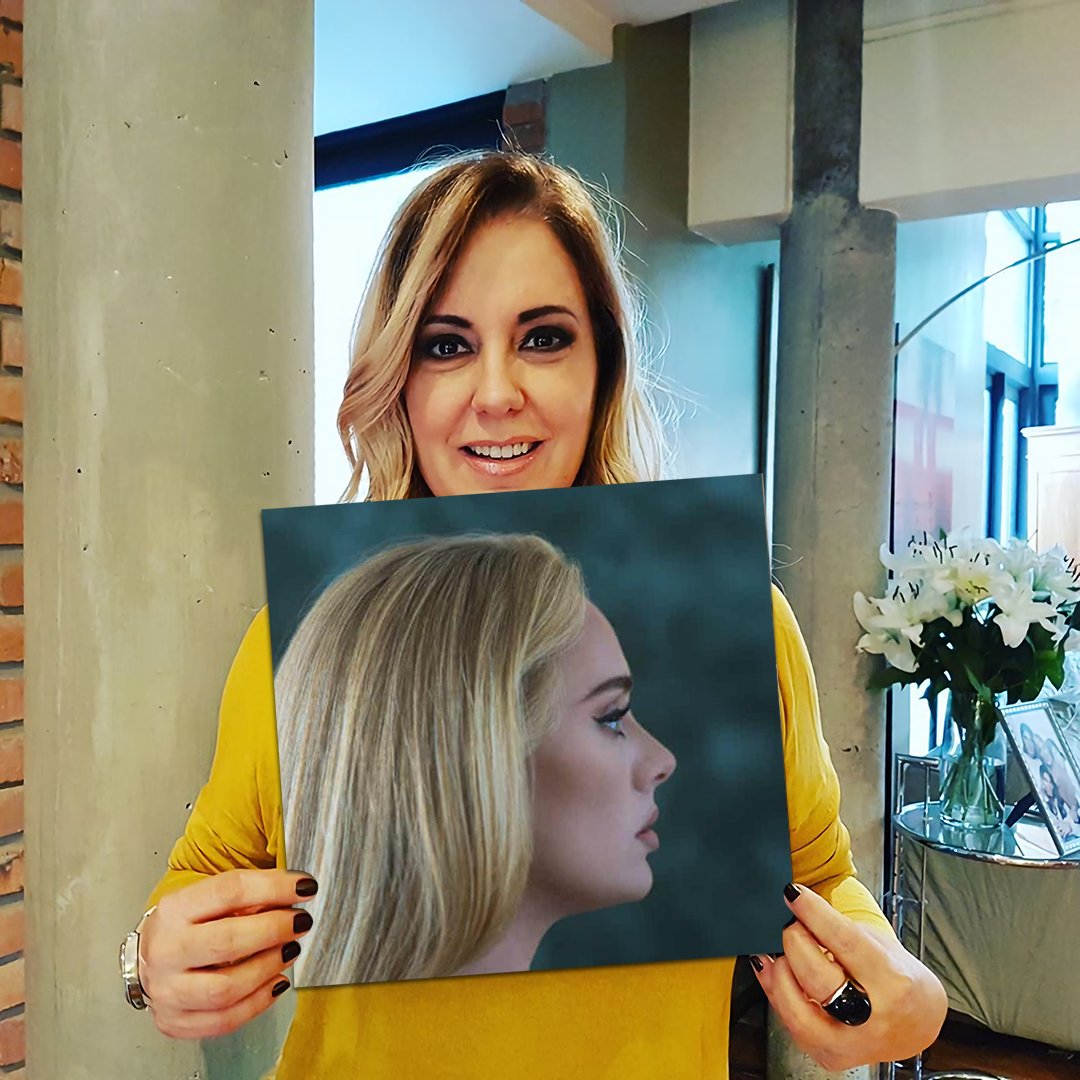 MenchiAlbums's tweet photo. Adele - 30 (2021) https://t.co/ovfTYNuhRy
