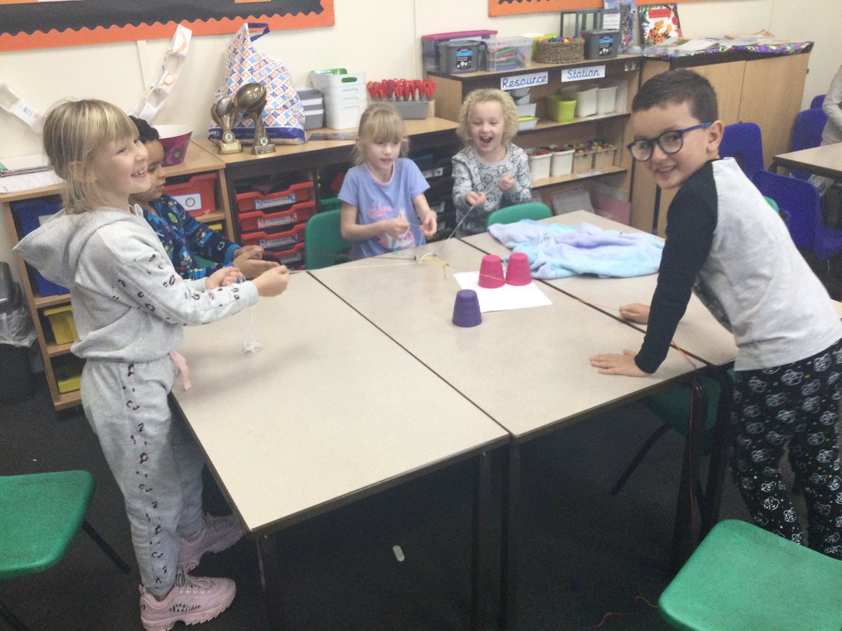ThomasYear2's tweet photo. Fantastic morning with @MotivatedMinds5 working on being kind, resilience and working together as a team. #gstcepshe https://t.co/c6BpW2sVsV