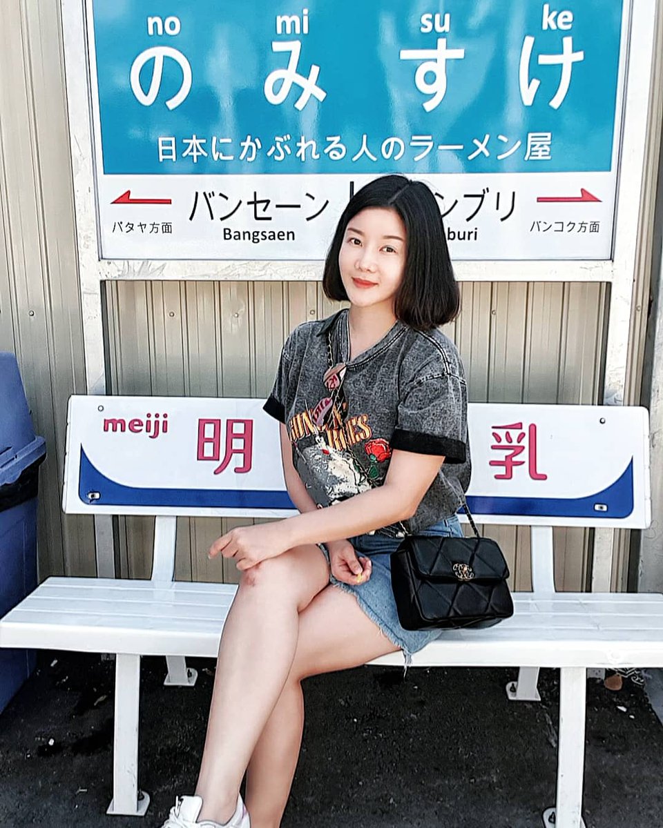mizaako's tweet photo. タイの日本店 https://t.co/tHdrhoFqWO