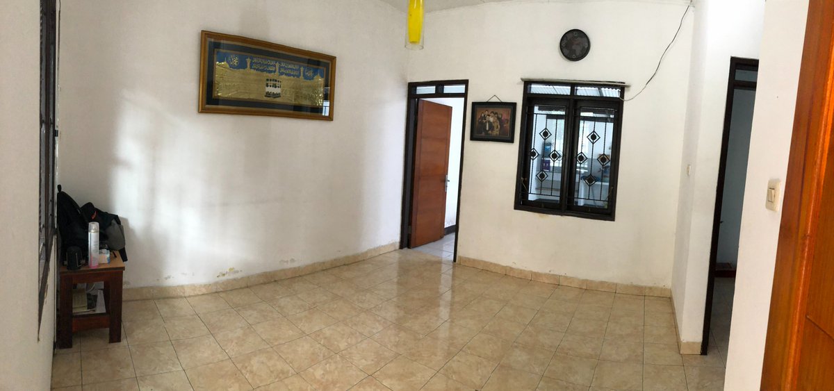 framadhant_'s tweet photo. ✨ FOR SALE ✨

dear warga twitter, demi memenuhi kebutuhan untuk memulai hidup baru. ku jual  Rumah Type 36 di Perumahan Intan Regency Garut.

- Luas tanah 7 x 15
- 2 Kamar Tidur
- 2 Kamar Mandi
- 1 Carport ( cukup untuk 1 mobil dan Motor )
- Halaman depan
.... https://t.co/47juwJSHsh