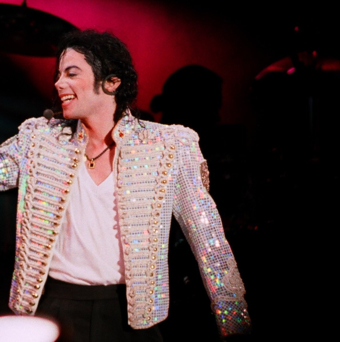 Michael Jackson Photo: michael jackson necklace | Michael jackson  merchandise, Michael jackson, Michael jackson art