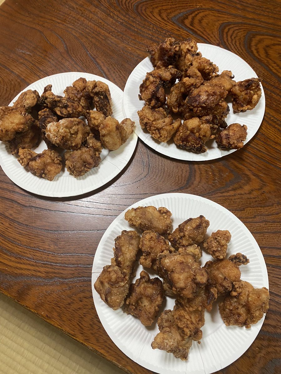 msiskTweet's tweet photo. 活動報告×3
①子ども食堂 第18回やたなか@ふたばの会
②第112回定期環境美化活動(天王寺)
③第3回大和エネルギー株式会社合同ごみ拾い
ツリーに詳細続きます。
#MSISK #子ども食堂 #ごみ拾い #大阪 #CSR https://t.co/DkumsNc3iu