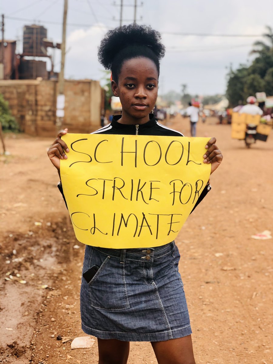 Leahinitiative's tweet photo. #schoolstrike4climate week 143. Allow me have a future. @FFFMAPA @Fridays4future @GretaThunberg @ExtinctionR https://t.co/hH942QdDTb