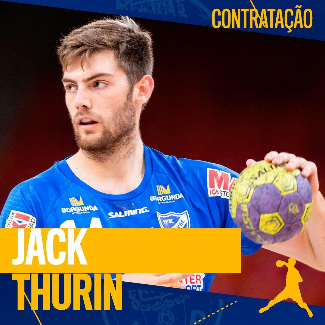 FCPorto's tweet photo. Até 2025 🔵⚪ Bem-vindo, Jack Thurin!💙

🎙"O FC Porto é um grande clube e está a crescer no andebol europeu e mundial"

🤾‍♂️Lateral direito
👉22 anos 📏1,99cm 🇸🇪Suécia
🔙Clube anterior: IFK Skövde

ℹVai integrar o nosso plantel a partir de 2022/23

#FCPortoAndebol #FCPortoSports https://t.co/udACsrag37
