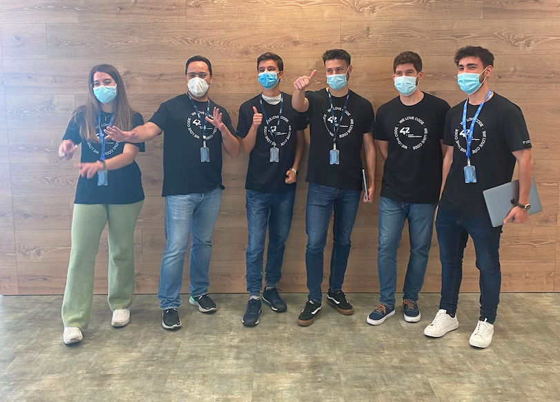 💥 E-Q-U-I-P-A-Z-O

Acaba la #42TokenWeek y queremos agradecer al equipo de #Blockchain de <a href="/TelefonicaTech/">Telefónica Tech</a> toda su pasión y entrega esta semana. #42MadridFTef es vuestra casa. 

Bonus track: ¡Acaban de anunciar que sacan una beca para incorporarse a su equipo!