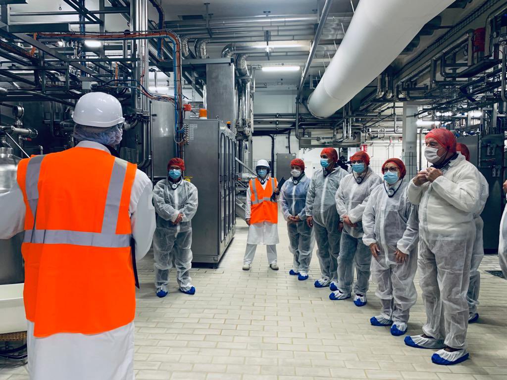 ANIA_FRANCE's tweet photo. 🧀#Boursin, c’est un savoir-faire ancestral depuis 60 ans produit à Pacy-sur-Eure en #Normandie par 130 collaborateurs. C’est aussi :
♻️Des engagements #RSE #ProjetGreenFactory
🚀Des innovations
🇫🇷Des ingrédients #MadeInFrance
Merci @belcorporate de votre participation #DCQVM https://t.co/8AISnr0bb9