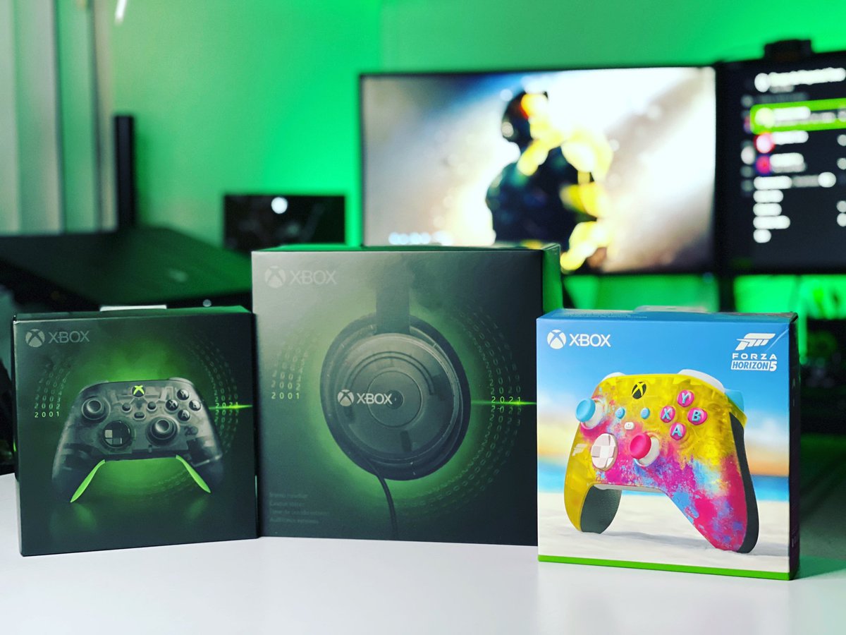 Primera vez que no me dan ganas de hacerles Unboxing, están hermosos. Pero el show debe continuar. Gracias <a href="/Xbox/">Xbox</a> <a href="/XboxMexico/">Xbox México</a> por tantas memorias.  #Xbox #XboxSeriesX #Xbox20Aniversario #ForzaHorizon5 #MiCorazónEsVerde #HappyGaming #TJBANDSTAR69