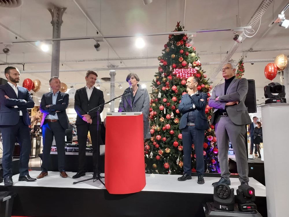 ADeljarry's tweet photo. Les Galeries Lafayette #Béziers, véritable institution du centre-de ville biterrois, fêtent leurs 5 ans.
Un grand magasin qui a su s’inscrire dans la métamorphose de la ville et participer au rayonnement du commerce du cœur de ville. https://t.co/5ETFHaDH9u