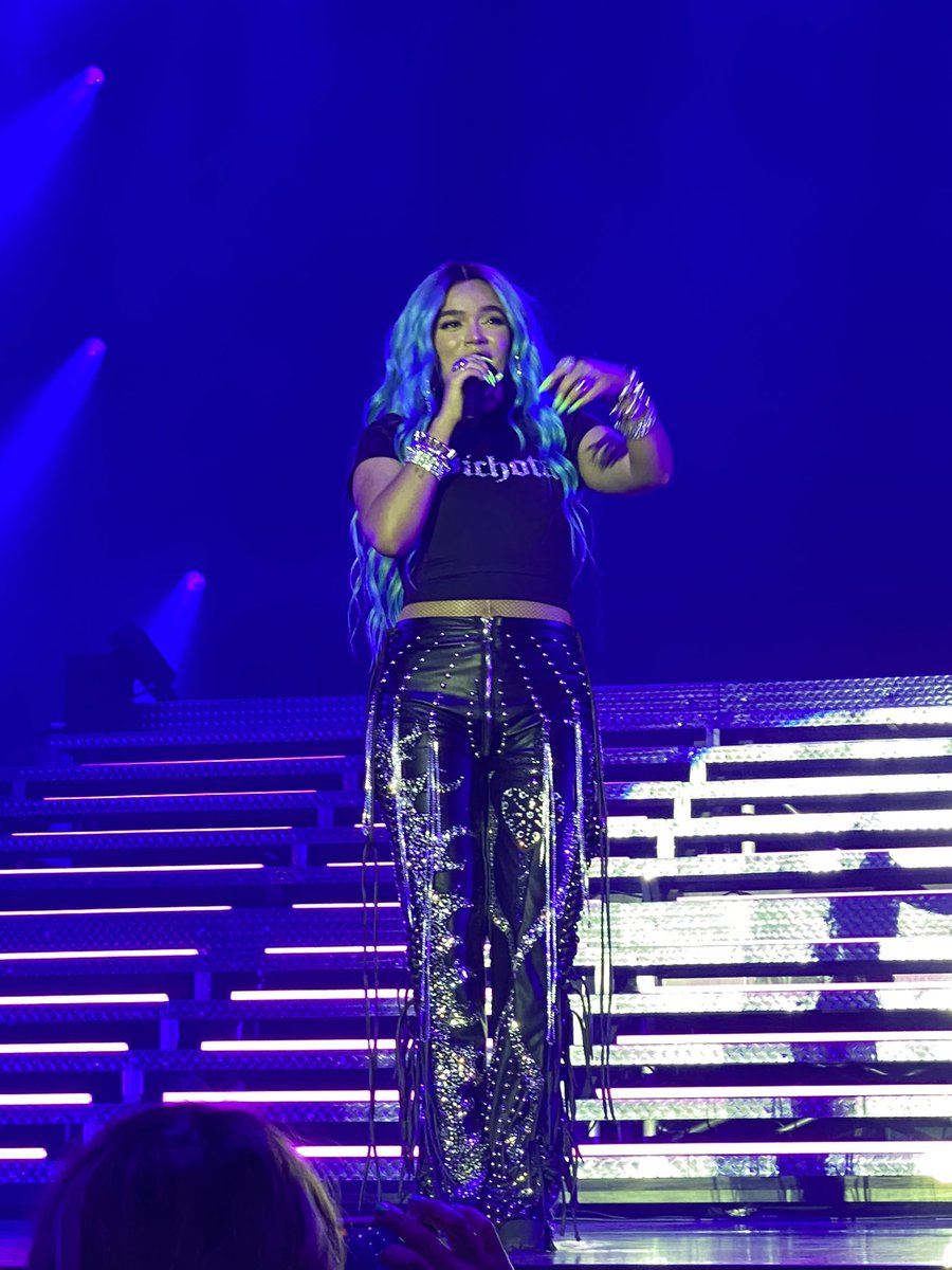 josabellg's tweet photo. Such a late post but what a dream. @karolg 😍♥️ https://t.co/bg2SCeNOoC