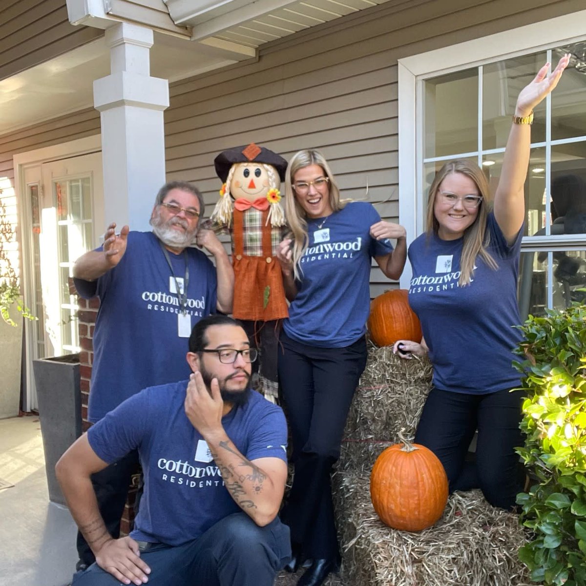 MidtownCrossApt's tweet photo. Day 5 of Employee Appreciation Week! Thank you Cottonwood for all of the delicious treats and gifts this week! #WeAreCottonwood #homeatlast #cottonwoodresidential #midtowncrossingraleighnc https://t.co/NNuCNaARaW