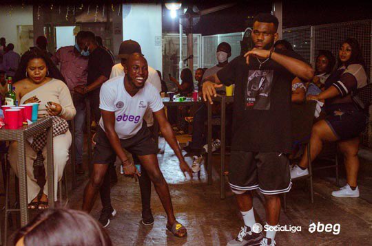 TheSociaLiga's tweet photo. We have our dancing shoes on and we are readyy to party with you guys tomorrowwwwww 🥳💃🏼
You really don’t want to miss this so go get your tickets now on: https://t.co/T9HjNfPpue
1 2 3 let’s gooo!!! 🎉
#GuinnessSociaLiga5ves #5ves https://t.co/4rjd5YT27E