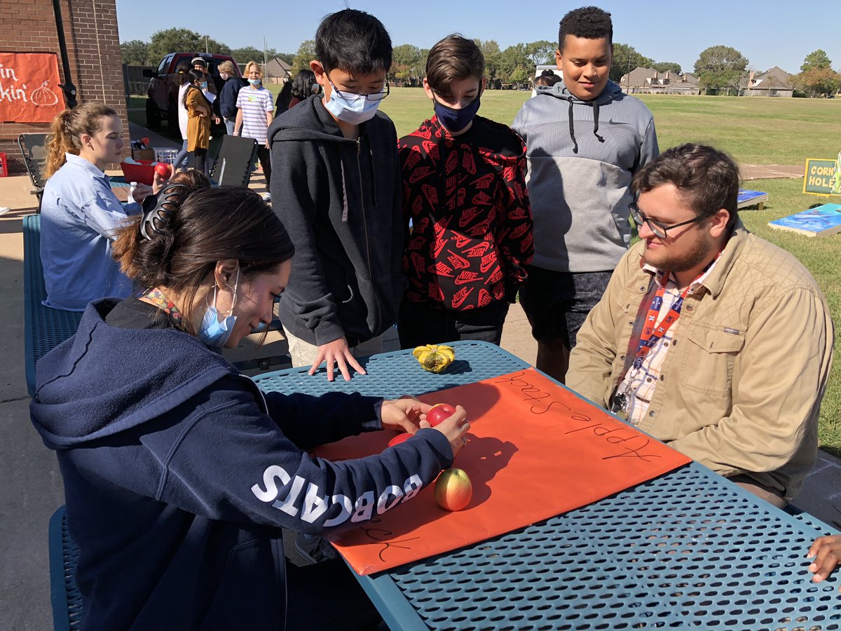 FCMSBobcats's tweet photo. Fall Fest for the Best! Thank you Mrs. Kelly and students for hosting this fun social for our staff.
#IYKYK #fallisfun https://t.co/ImUKWdDBqr