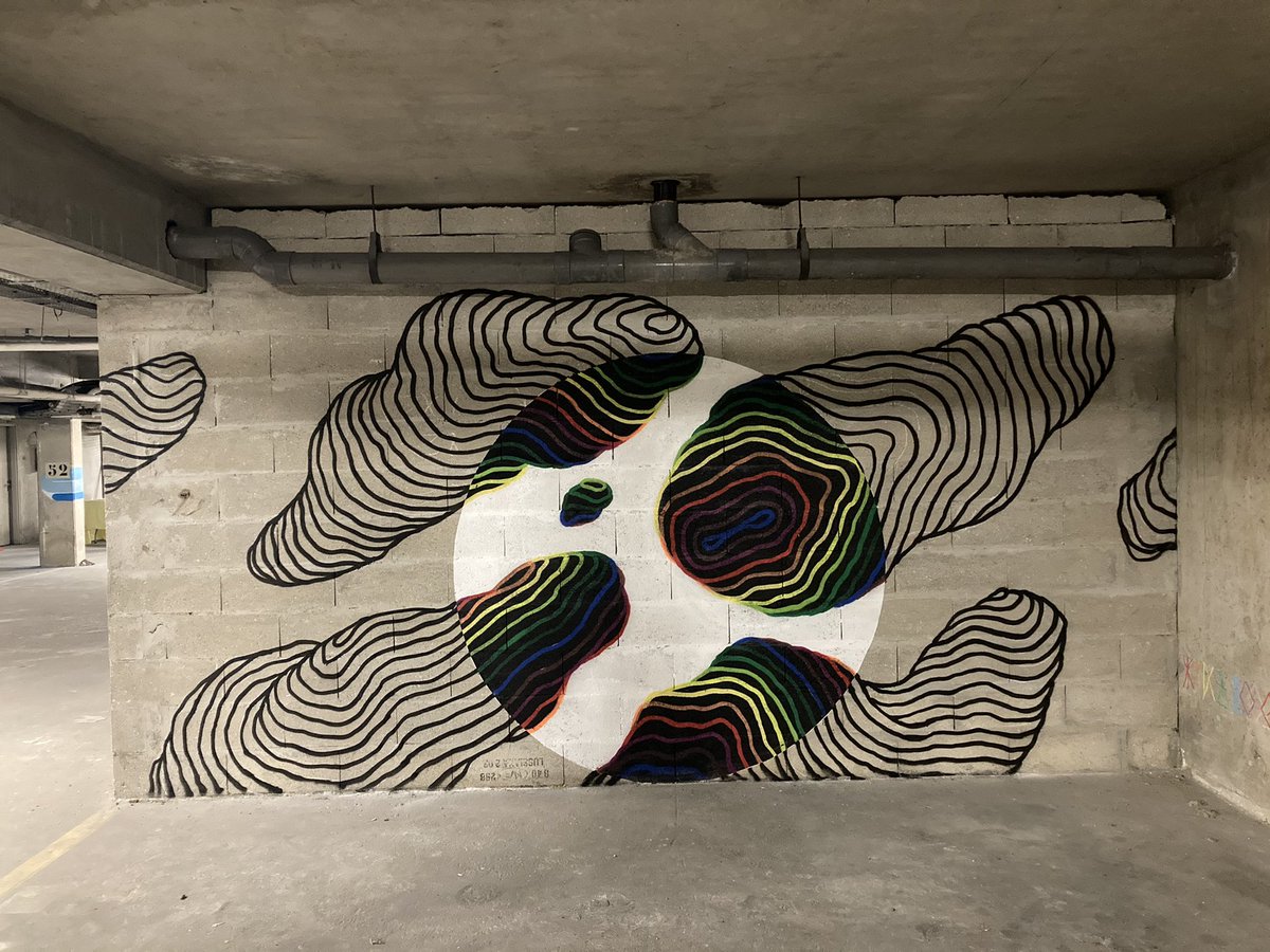 _RIVP_'s tweet photo. Nous inaugurons ce soir avec @VillaBelleville et l’artiste #Ojan l’œuvre collective « 52 cercles » : une série de fresques de #streetart réalisées au sein d’un parking #RIVP.
34 artistes, expérimentés comme jeunes débutants, ont pris part à ce beau projet collectif. https://t.co/0sXwB7eZgx