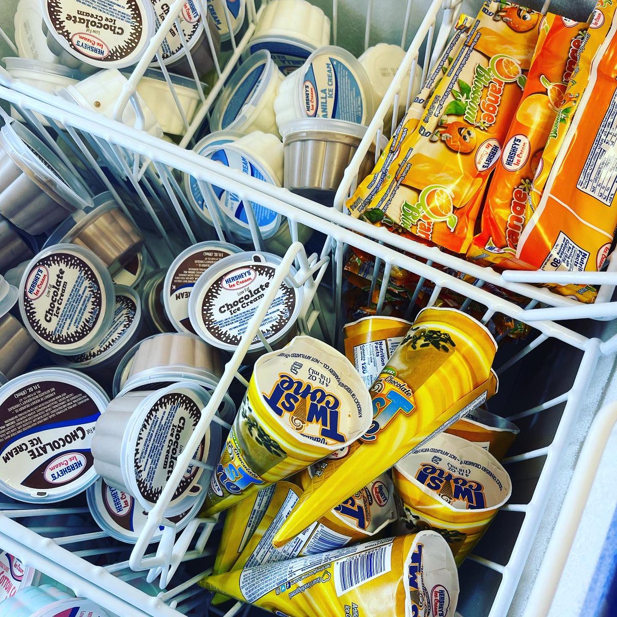 Chicken Alfredo day &amp; Ice Cream day! Makes for a Great Day! @hersheyschocolateworld