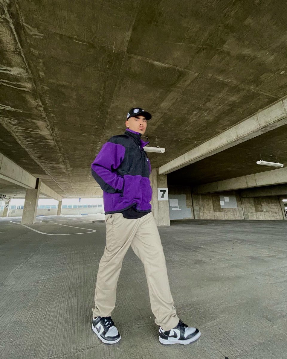 Official Crown of Laurel tweet media