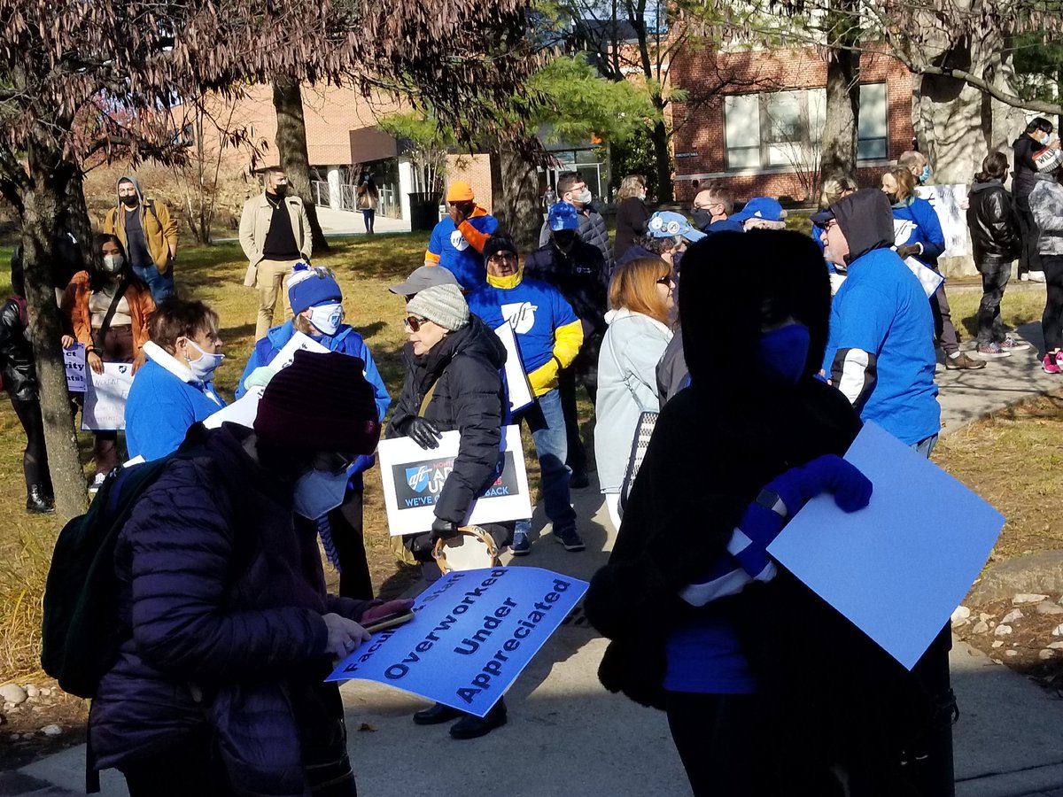 CNJSCL's tweet image. William Paterson Rally to Save Jobs! #SaveWPJobs