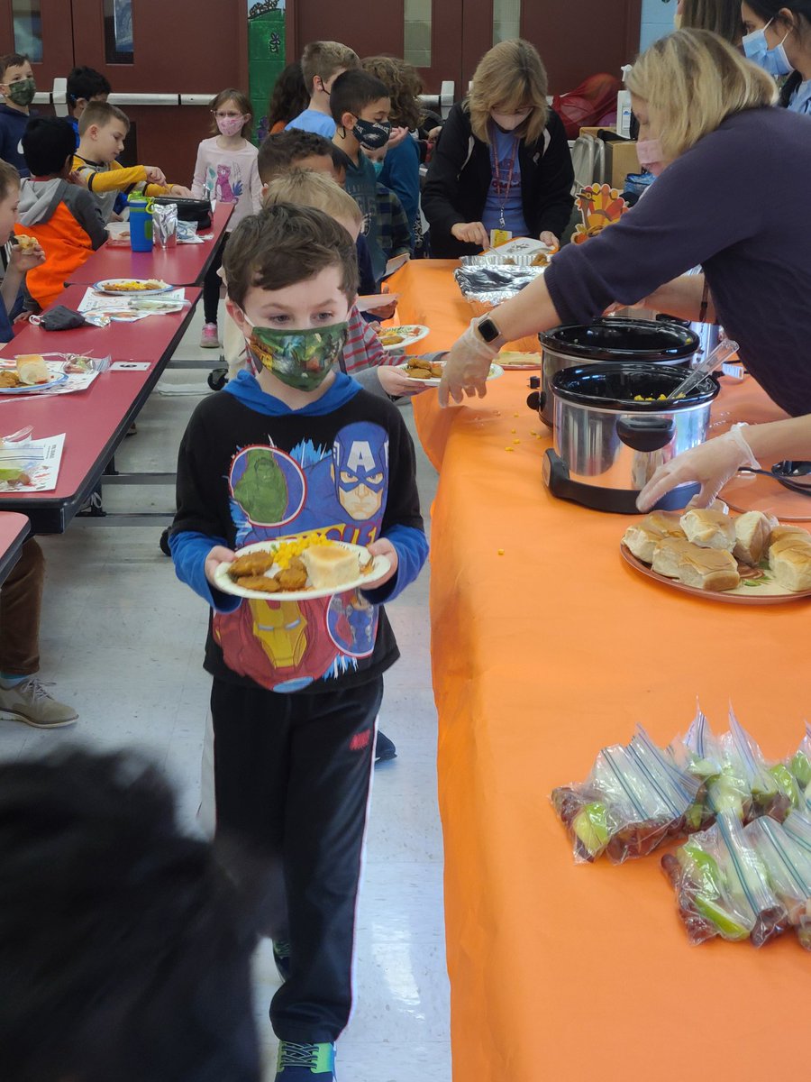 msilicato25's tweet photo. Getting our grub for our Thanksgiving feast! @bethelspringsgv https://t.co/d9rwSbHD5E